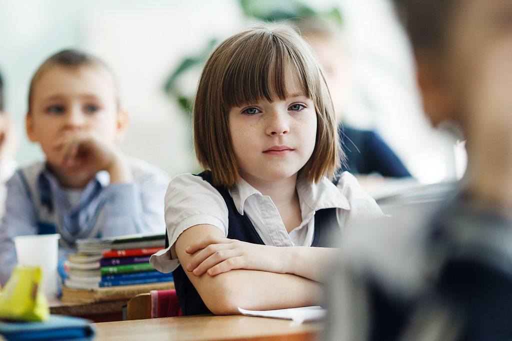 Знания о безопасности на дороге закрепили школьники Первореченского района 