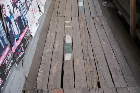 Доски гниют