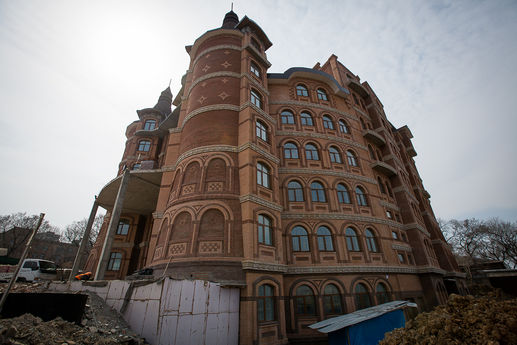 Здание в районе Первой речки