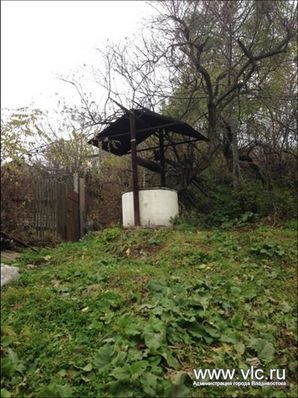 Колодец на ул. Дежнева, 9 до ремонта