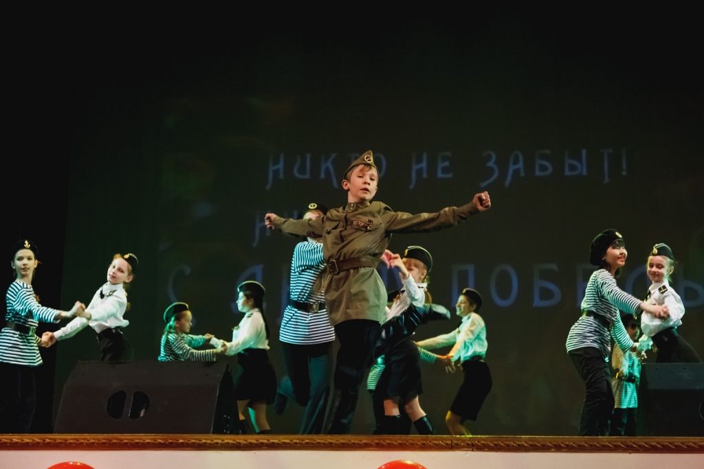 Концерт для ветеранов в ДКЖД