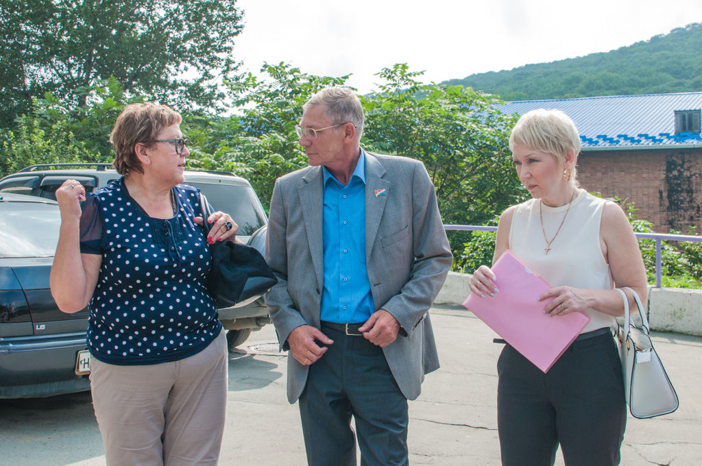 Раиса Фролова, Юрий Корсаков и Наталья Гайдук