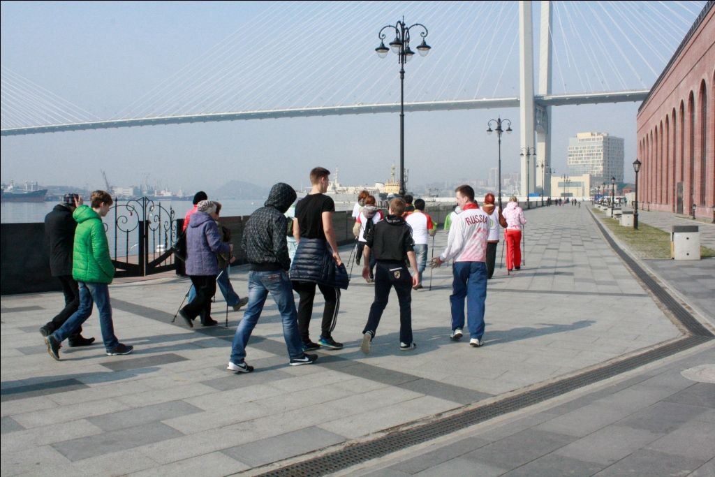 В акции, приуроченной ко Дню здоровья, активно принимала участие молодежь