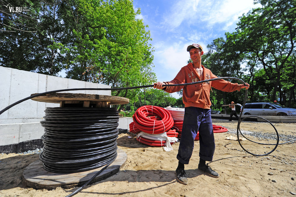 Реконструкция парка Победы идет полным ходом. Фото Vl.ru