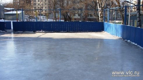 Хоккейная коробка на Океанском проспекте, 140